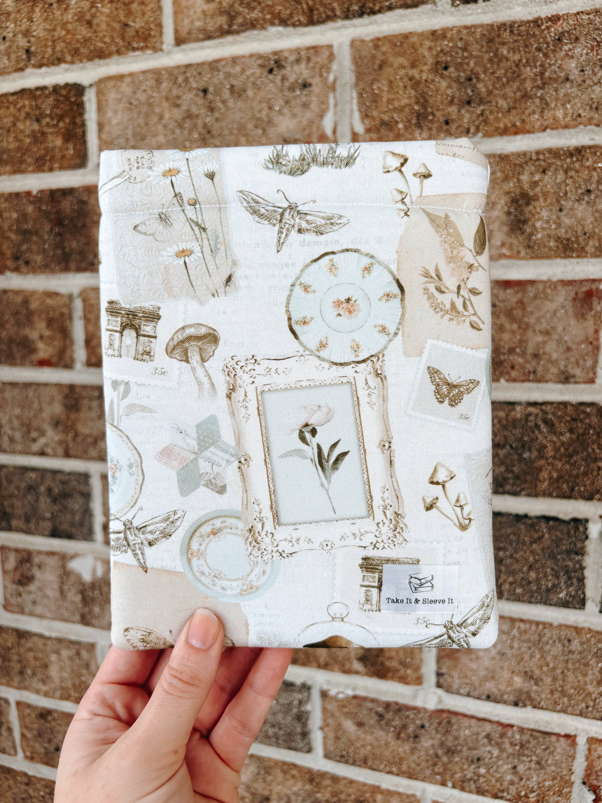 Cottagecore E-reader Sleeve