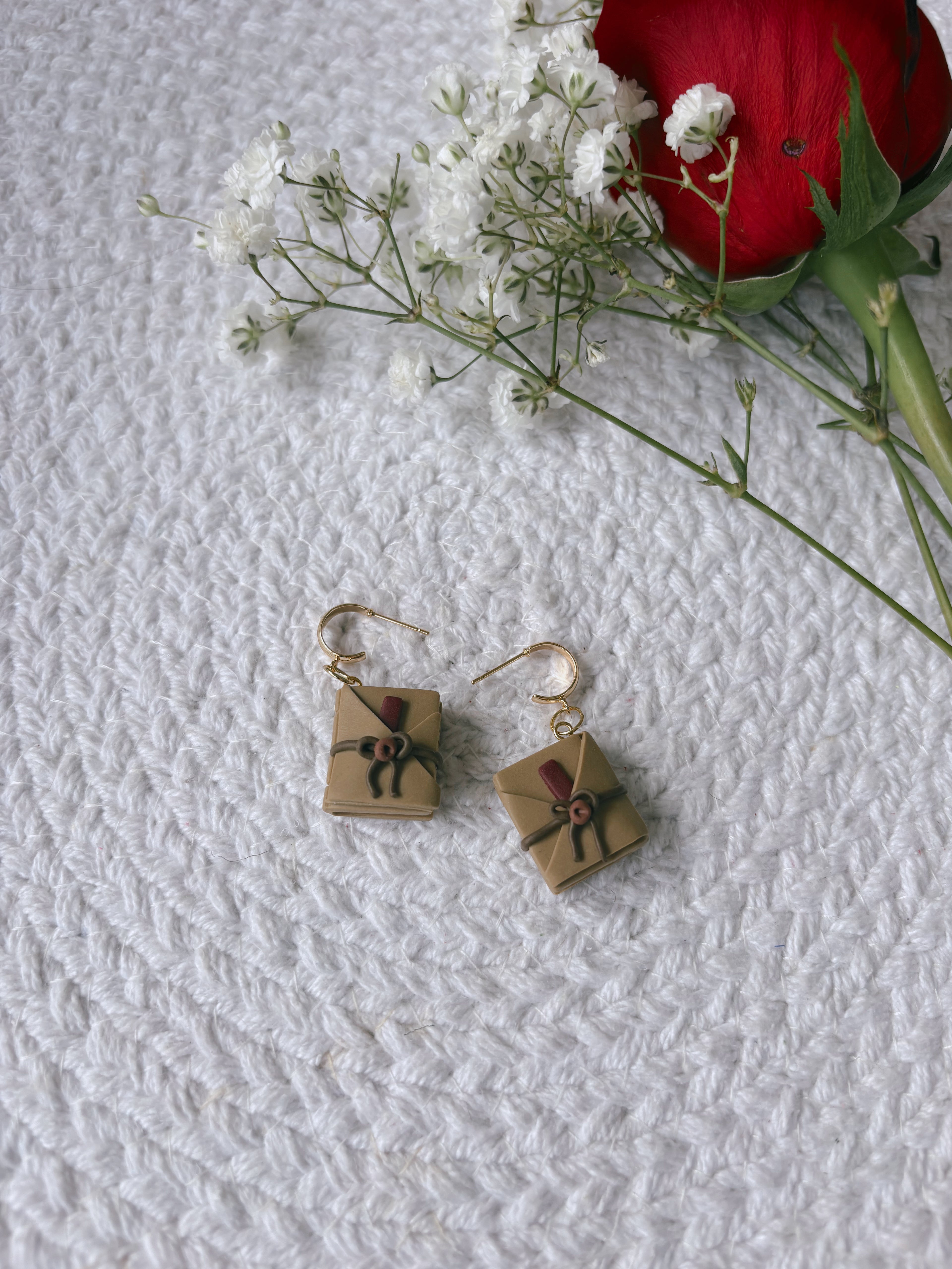 Blind Date With a Book Dangles