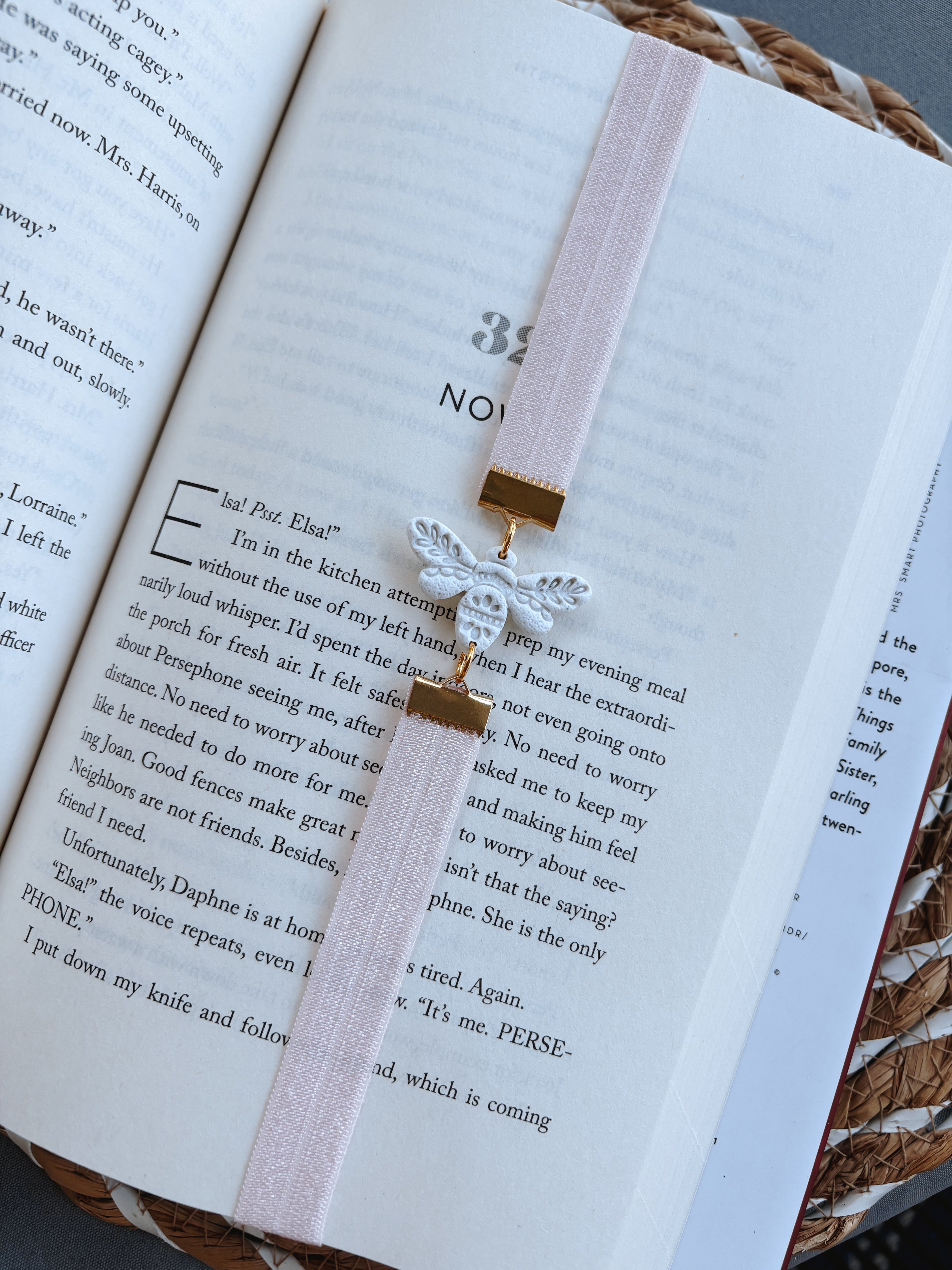 Bee Elastic Bookmark