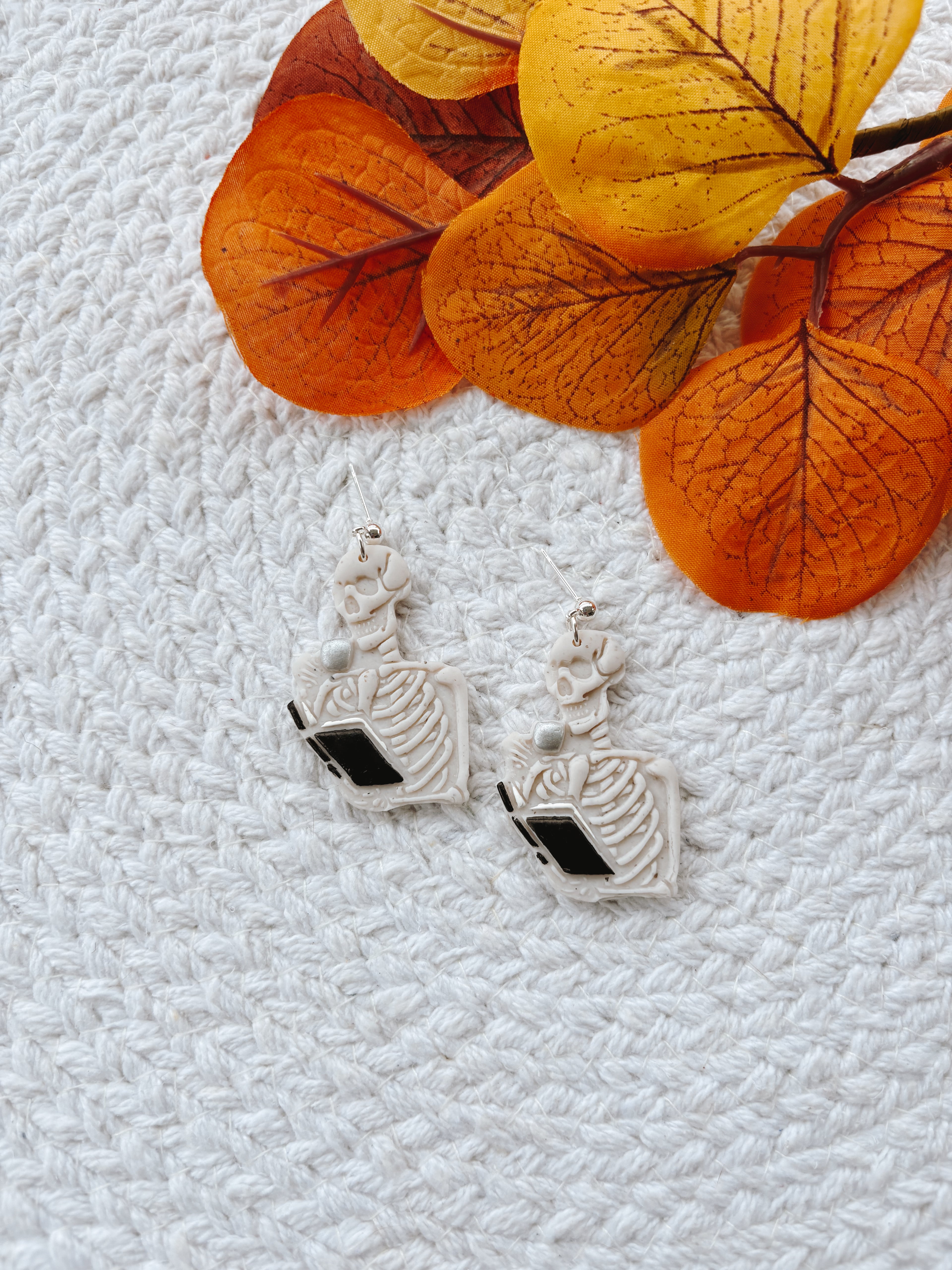 Reading Skeleton Dangles