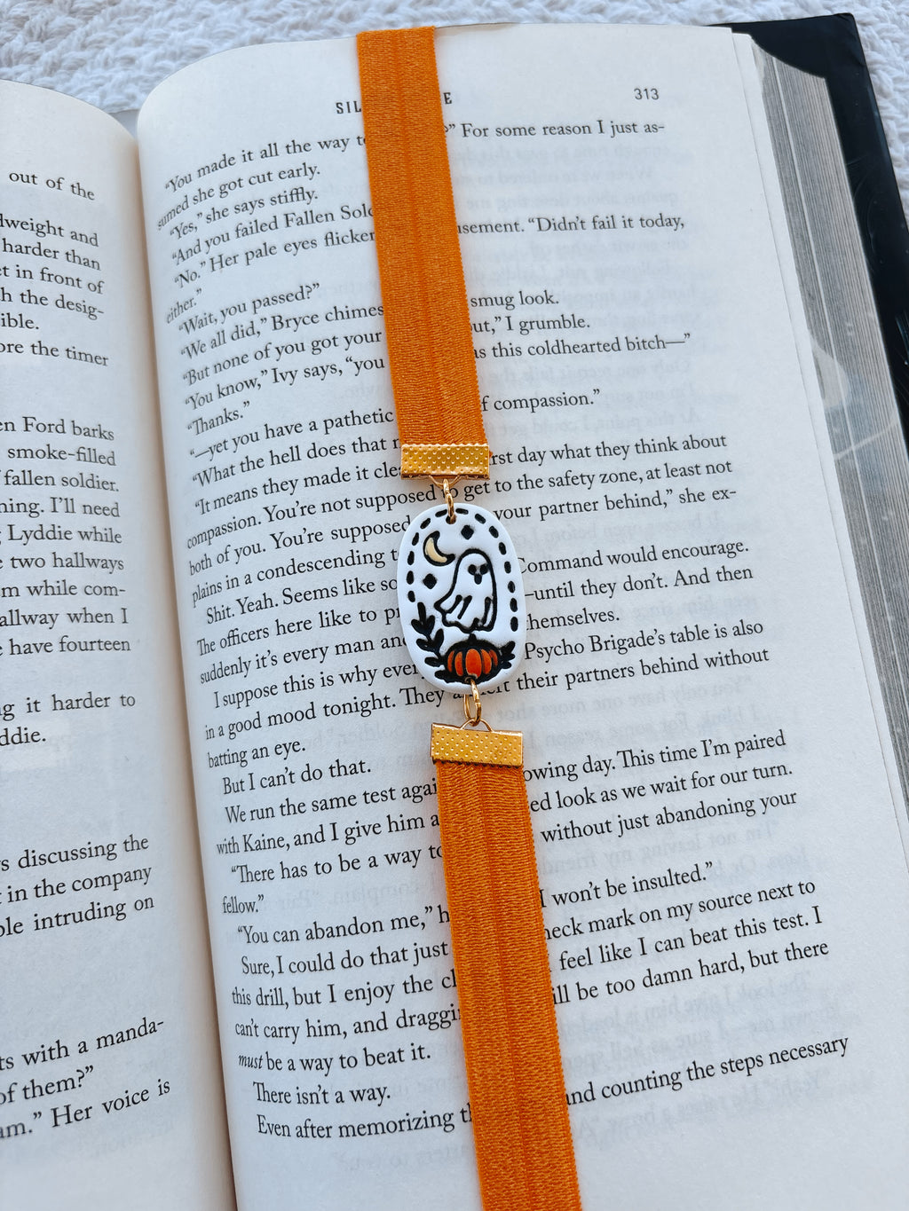 Fall/Halloween Elastic Bookmarks