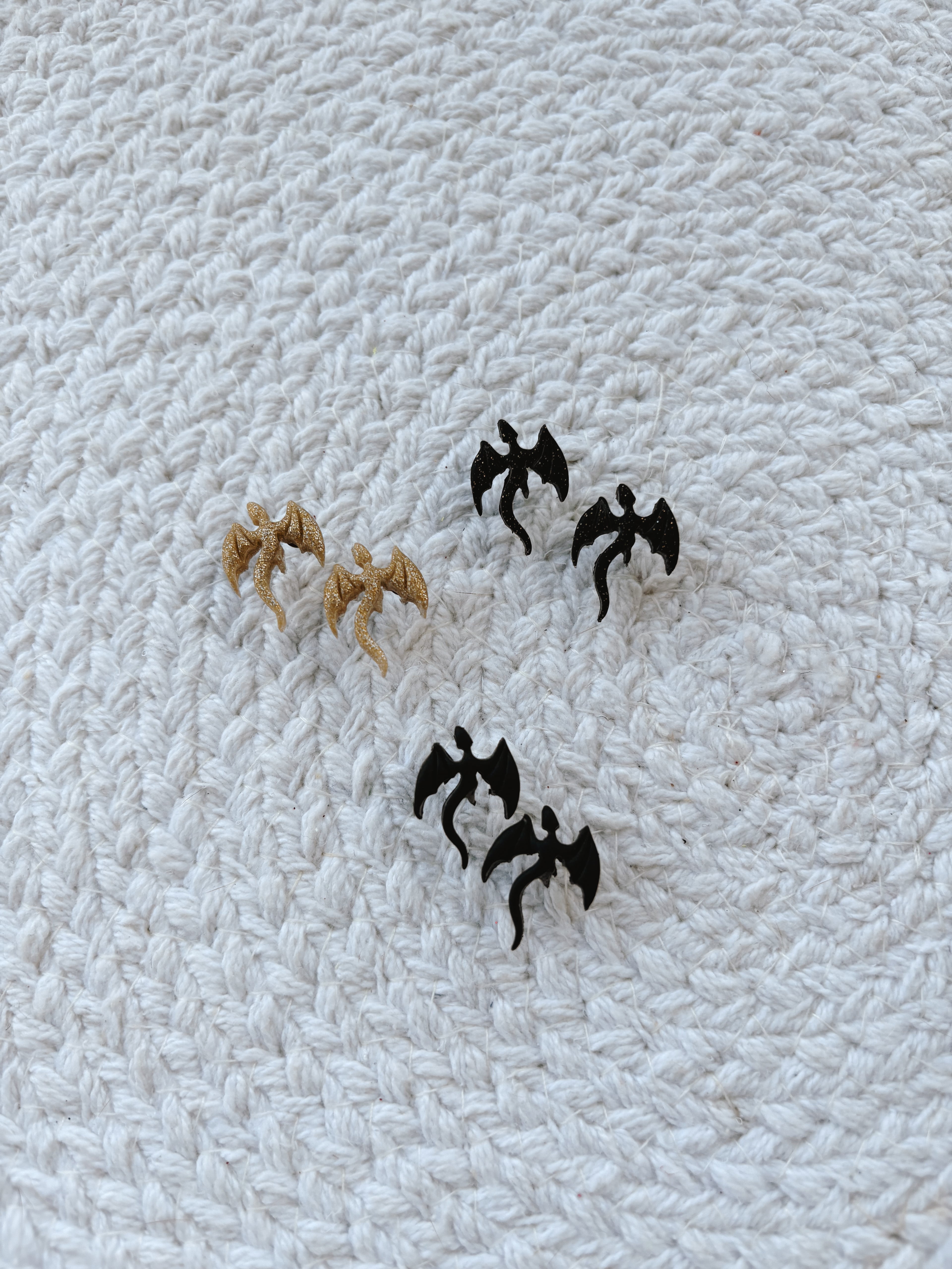 Dragon Studs
