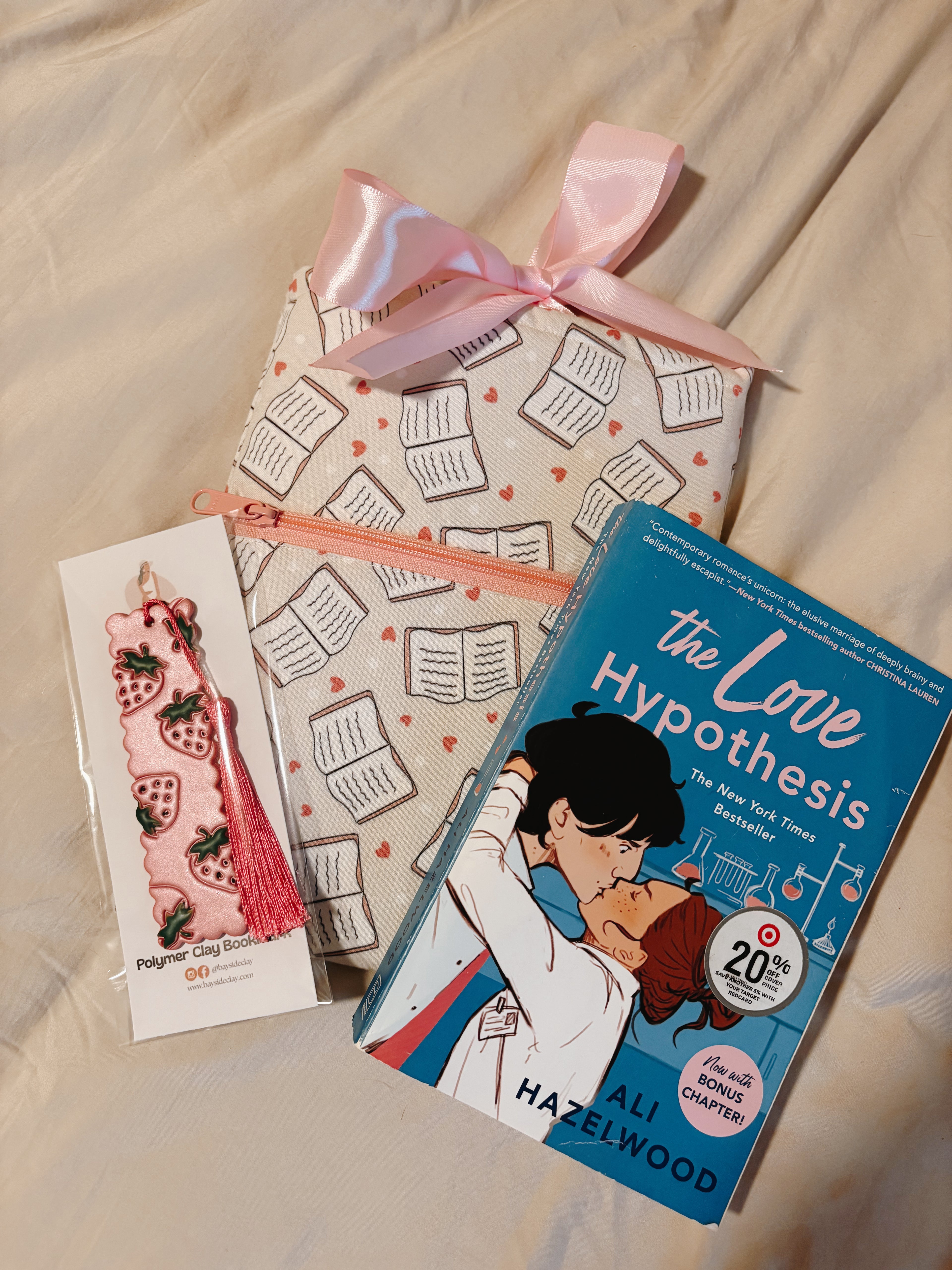 My Book is My Valentine Book/E-reader Sleeve